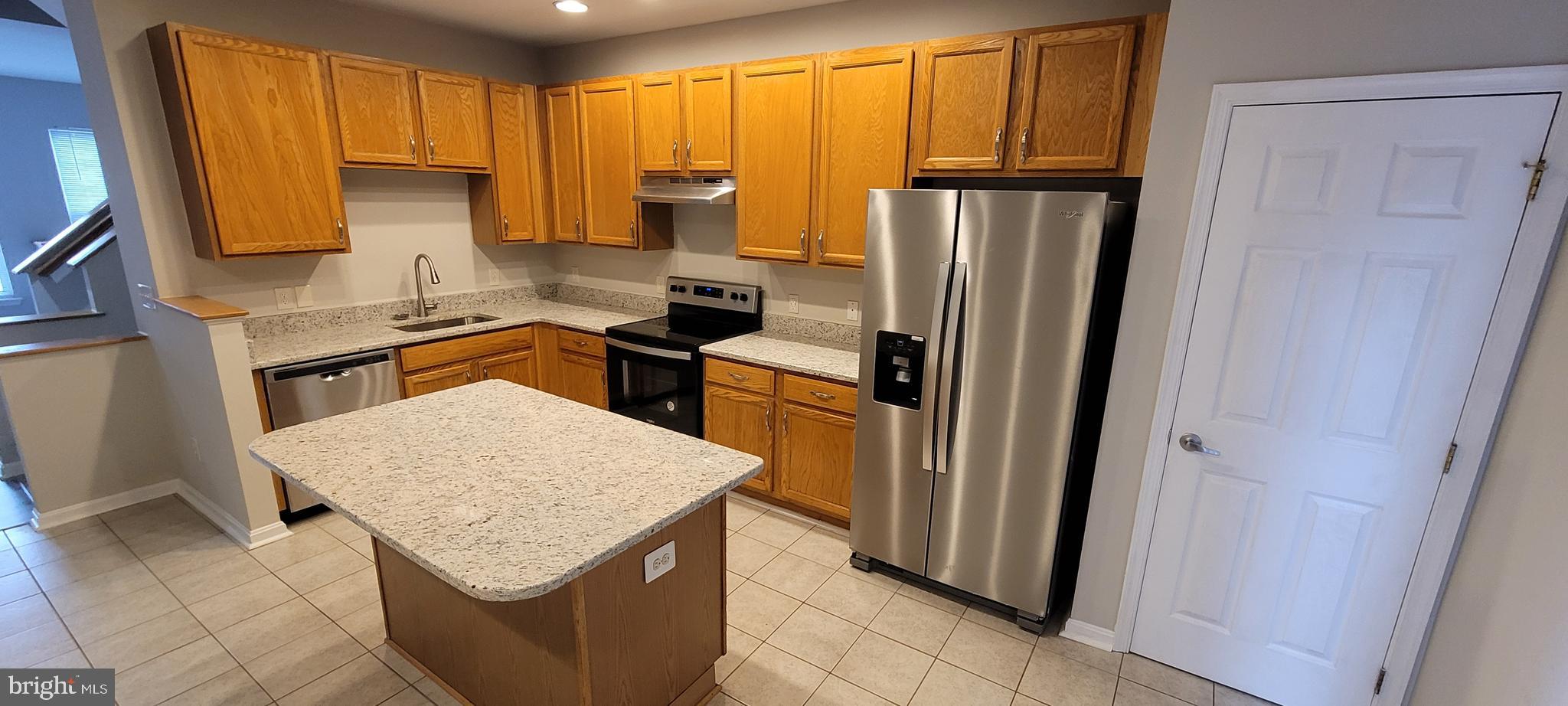 4106 Cutty Sark Road Middle River, MD 21220 - Photo 5 of 31