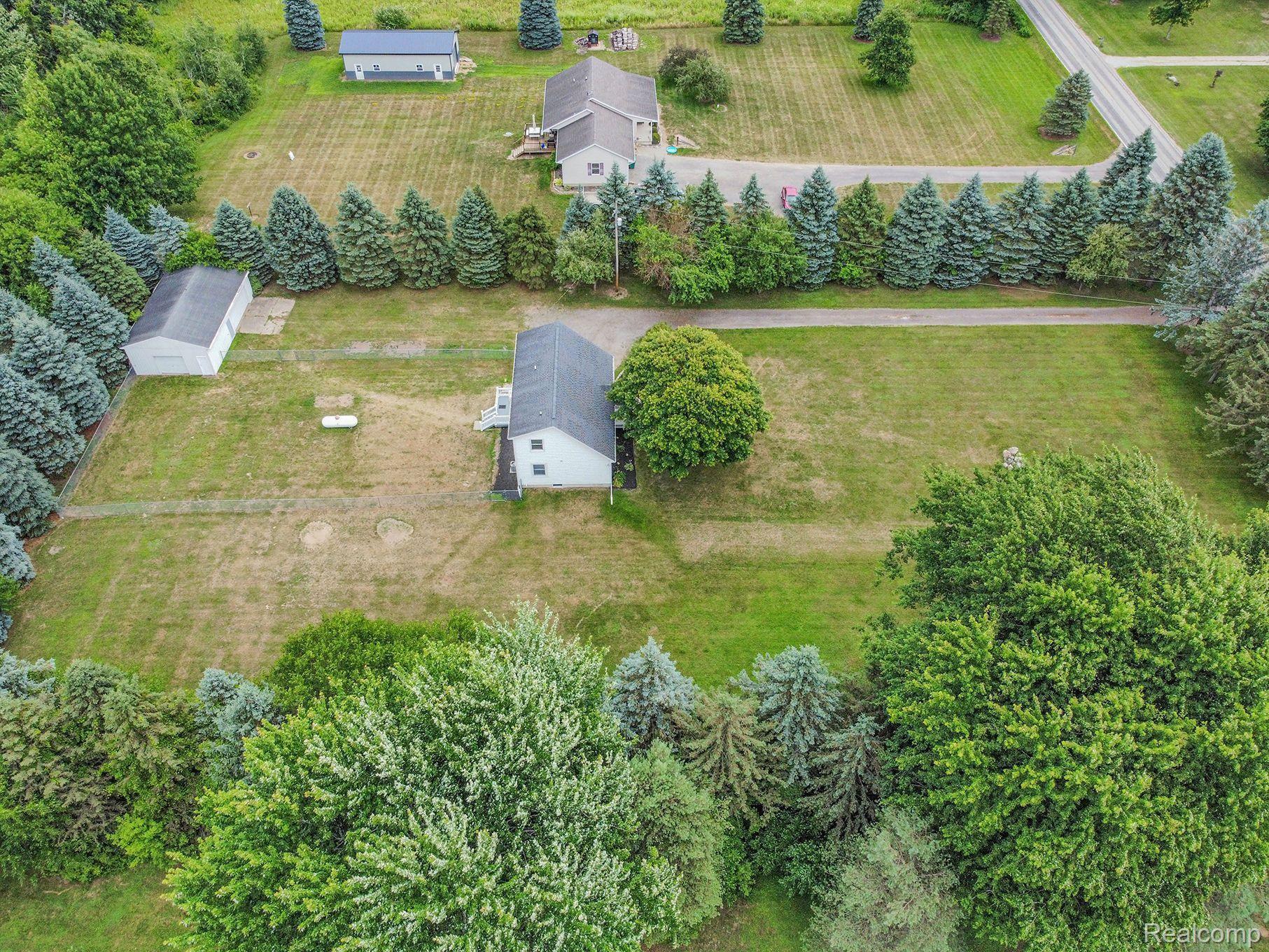 999 Tyrrell Road Bancroft, MI 48414 - Photo 23 of 29 Gallery Image 23