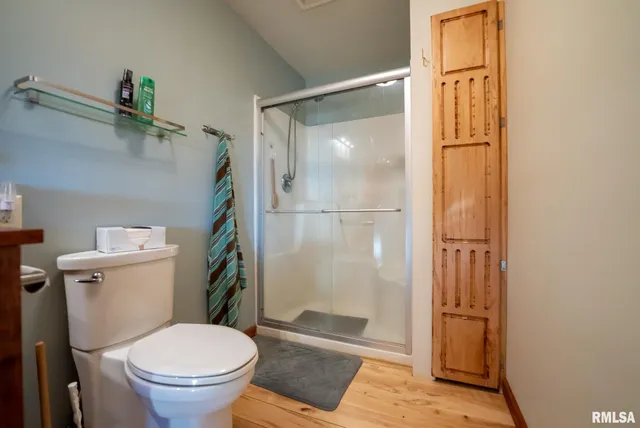 $307,500 | 532 North 600 E Road East, Herrick, IL 62431