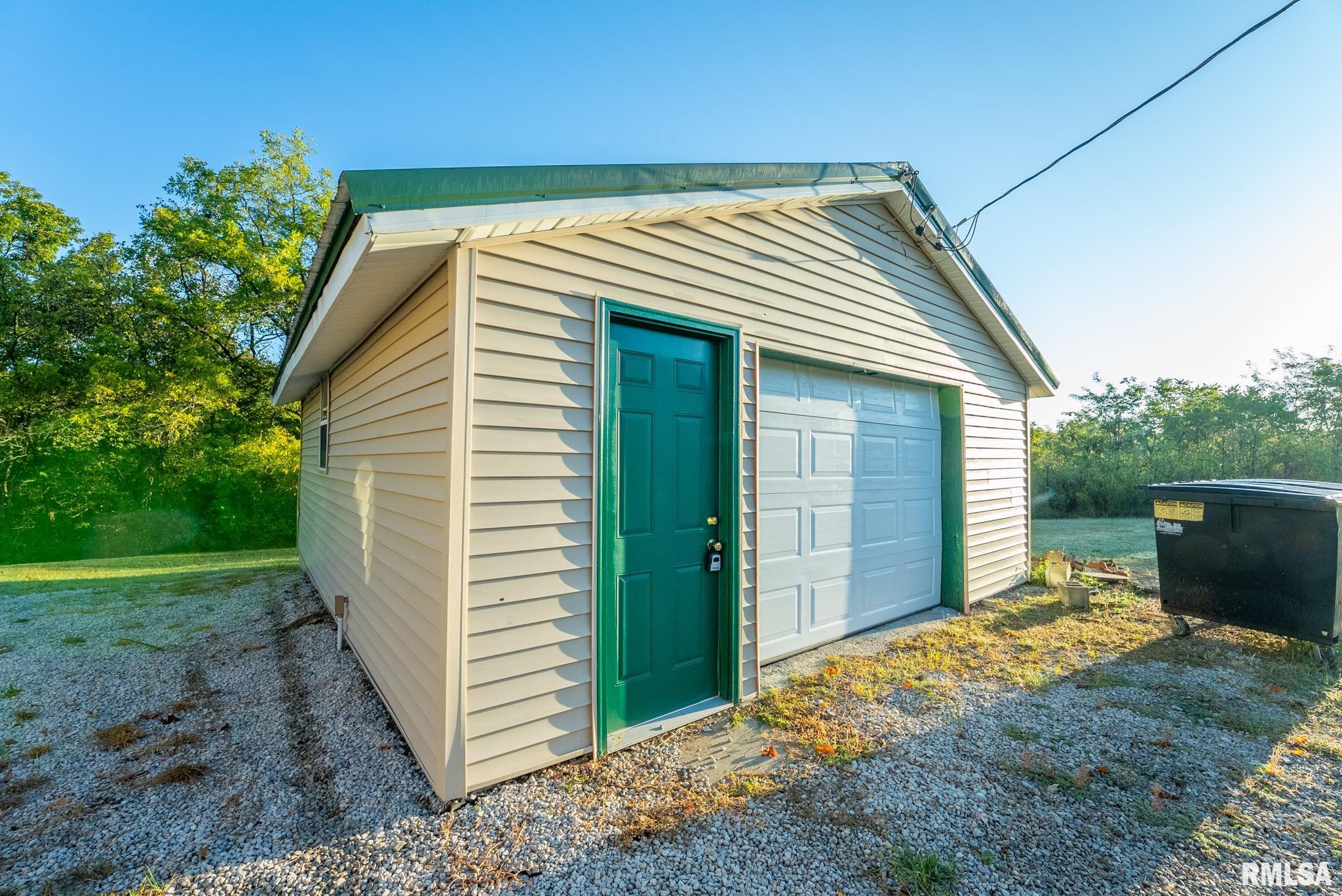 532 North 600 E Road East Herrick, IL 62431 - Photo 10 of 70