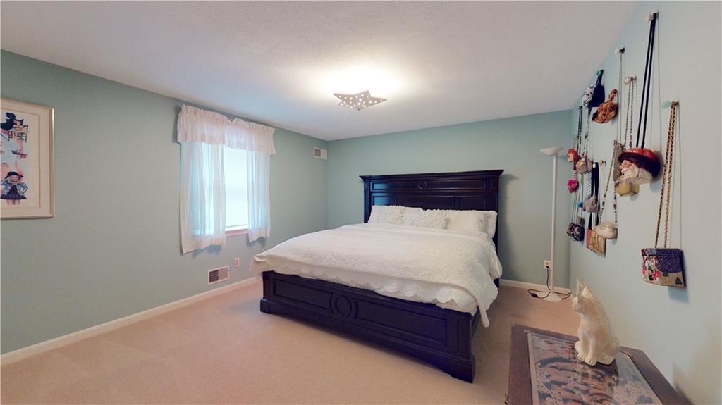 828 Flint Ridge Road Pittsburgh, PA 15243 - Photo 14 of 25 Gallery Image 14