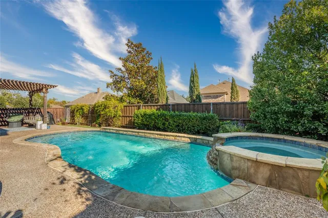 $724,900 | 309 Bachman Creek Drive, McKinney, TX 75072