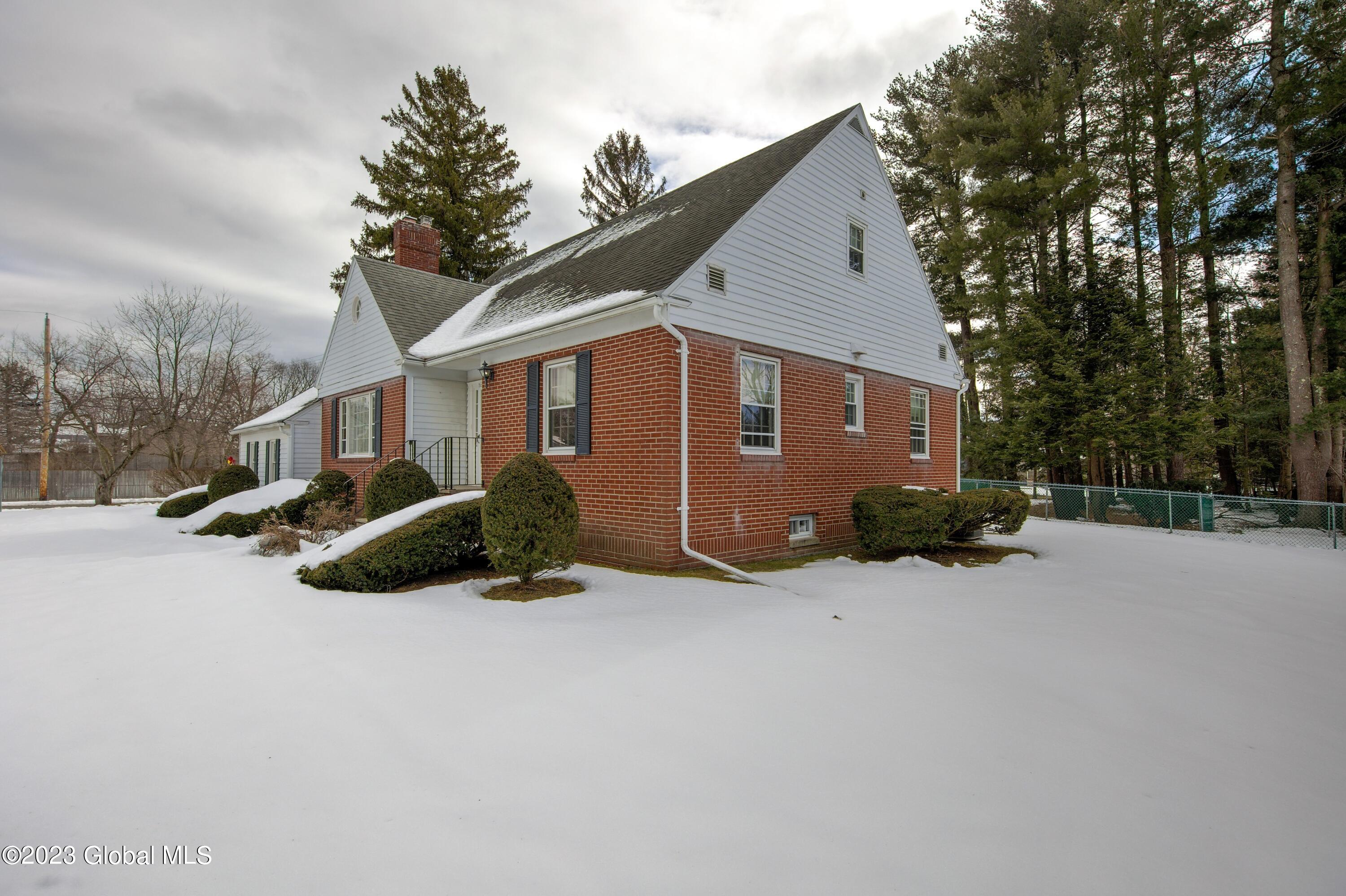 71 Latham Ridge Road Latham, NY 12110 - Photo 2 of 37 1 (2)