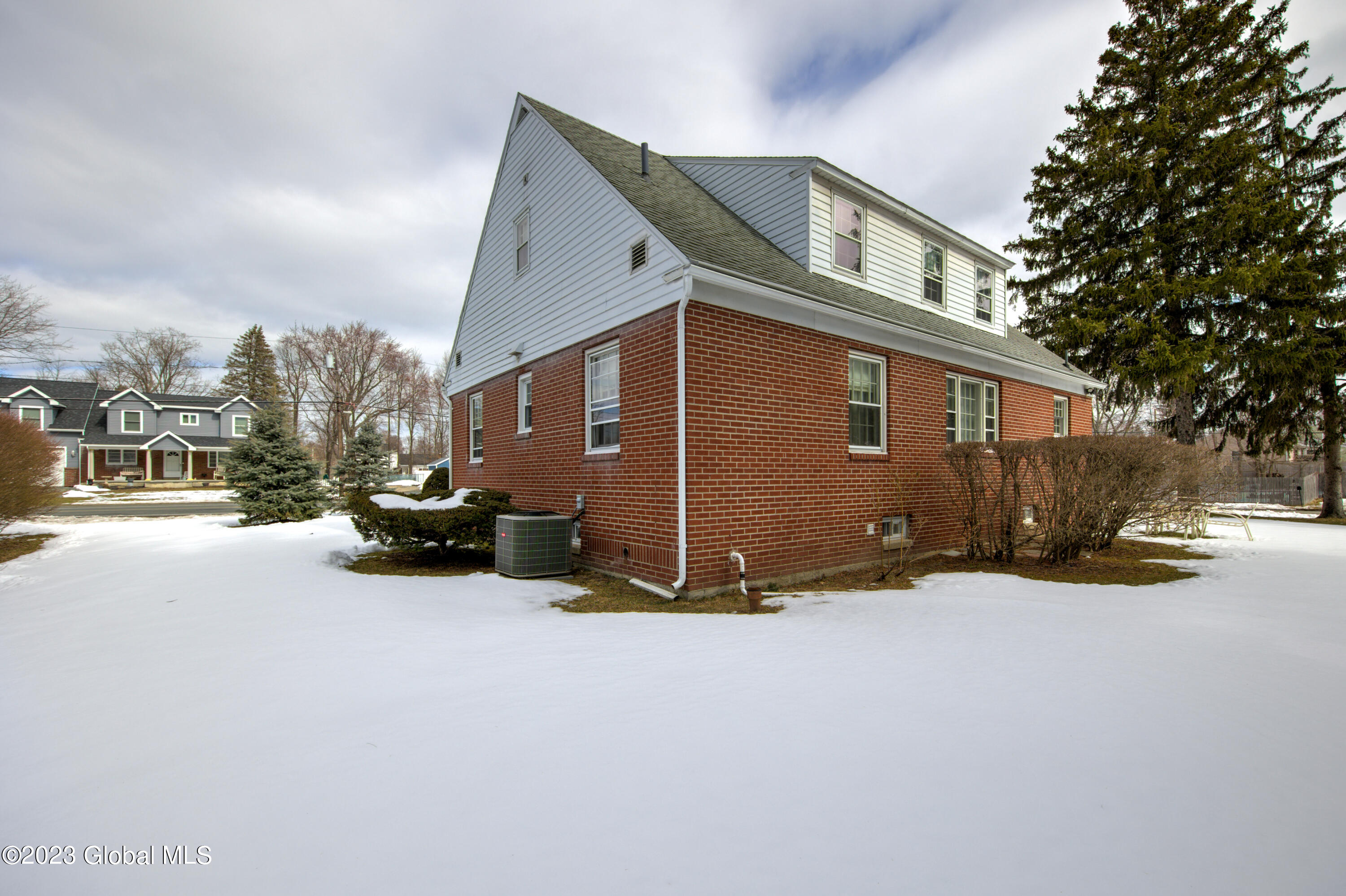 71 Latham Ridge Road Latham, NY 12110 - Photo 31 of 37 1 (34)