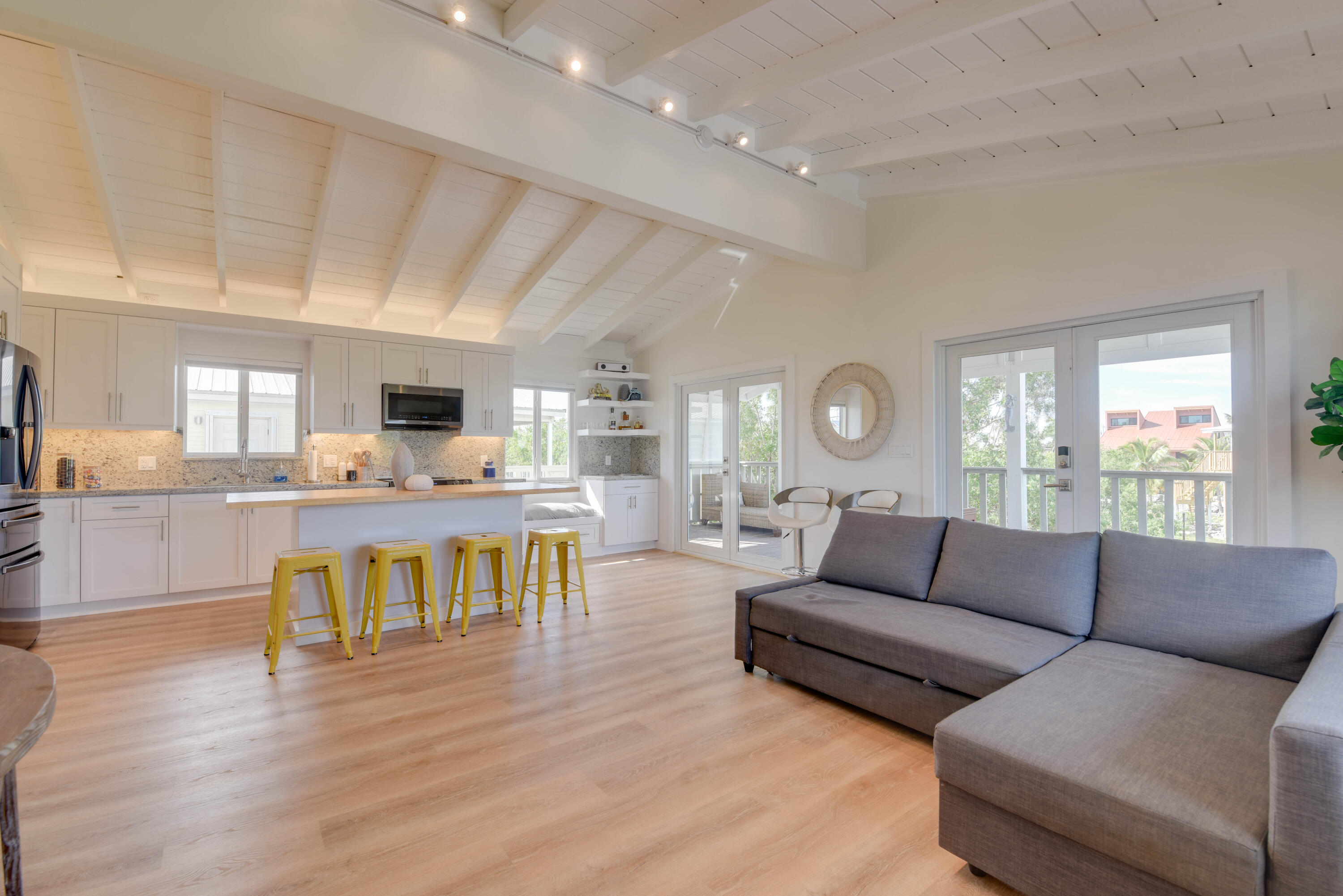 114 Lobstertail Road Big Pine Key, FL 33043 - Photo 2 of 35 003-114LobstertailRoad-BigPineKey-FL-330