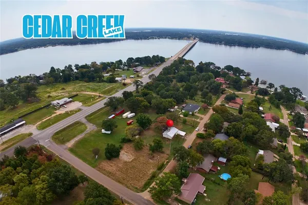 $215,000 | 107 East Bayside Drive, Mabank, TX 75156