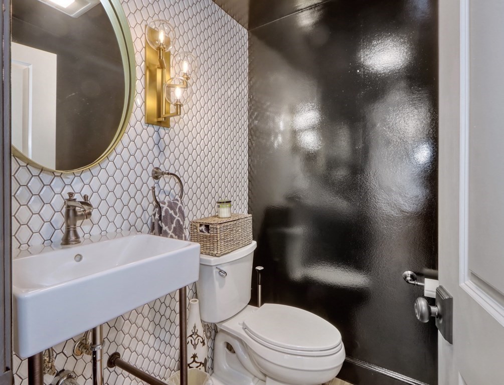 65 Brewster Road Medford, MA 02155 - Photo 14 of 30 Gallery Image 14