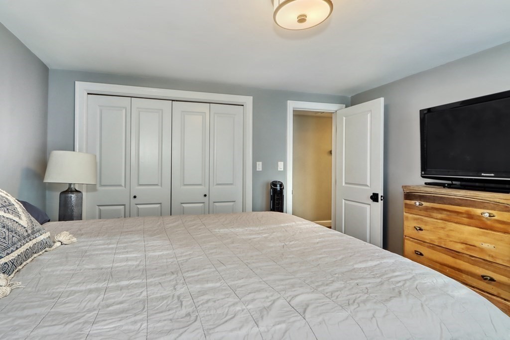 65 Brewster Road Medford, MA 02155 - Photo 19 of 30 Gallery Image 19