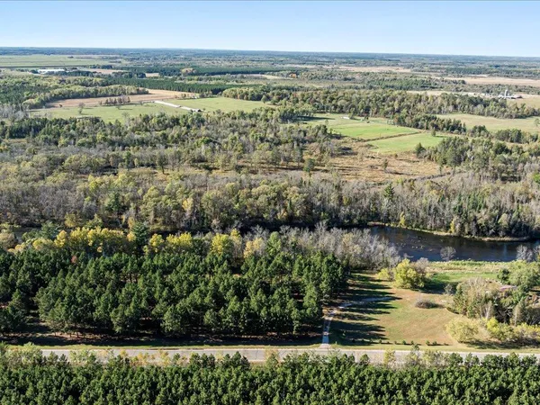 $199,900 | 30091 Huntersville Road, Sebeka, MN 56477