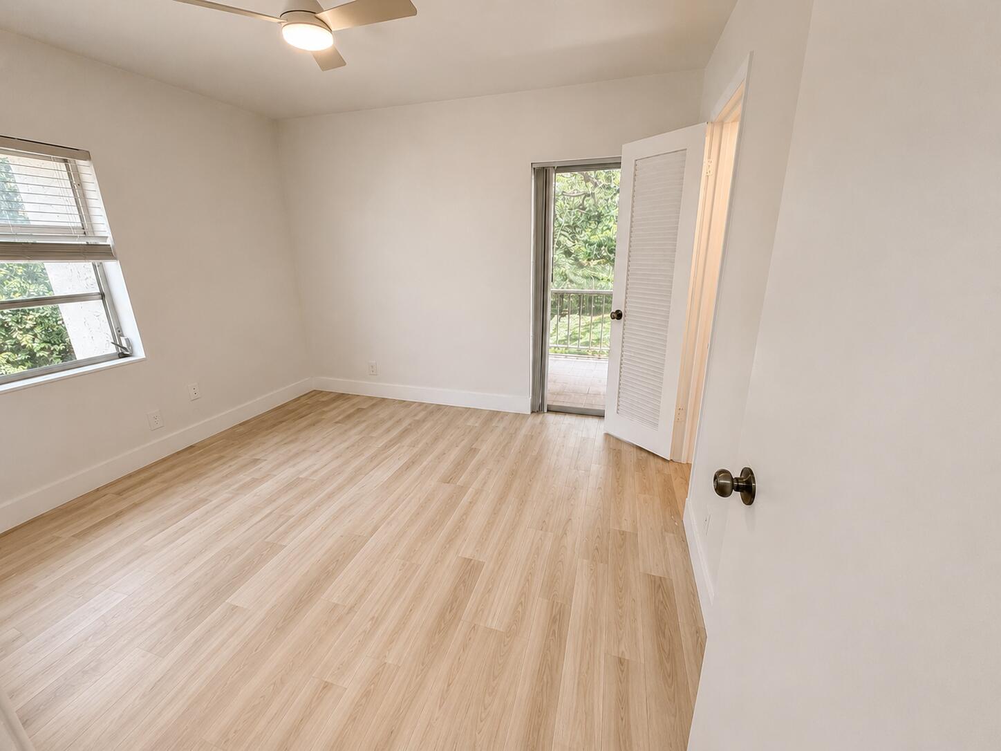 610 Northwest 13th Street, Unit 210 Boca Raton, FL 33486 - Photo 12 of 15 Guest Room