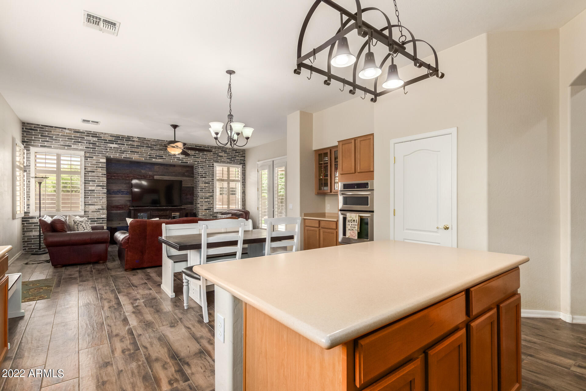 4343 East Reins Road Gilbert, AZ 85297 - Photo 16 of 46 22- Reins