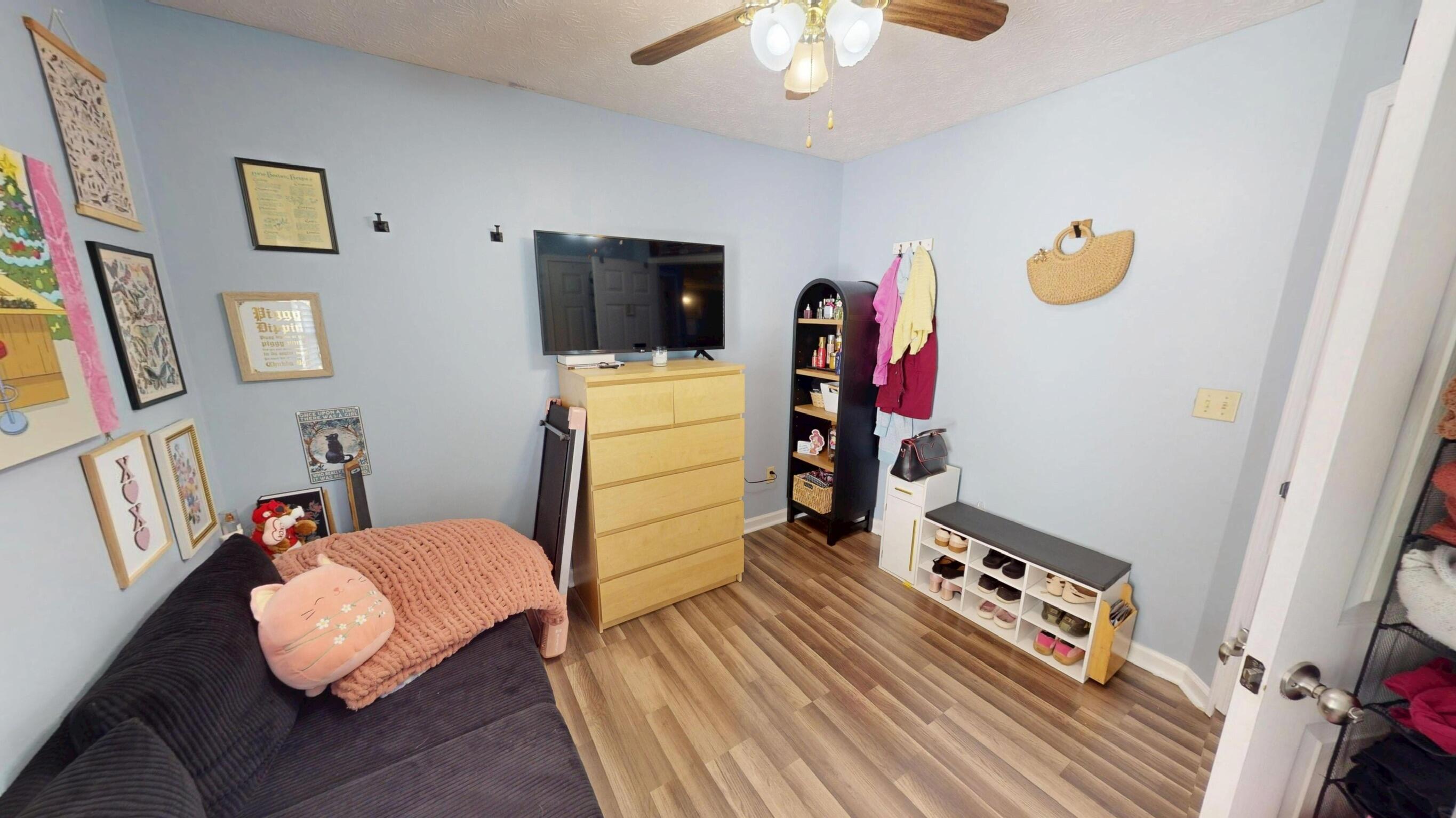 465 West Coleman Road Science Hill, KY 42553 - Photo 26 of 46 2nd bedroom