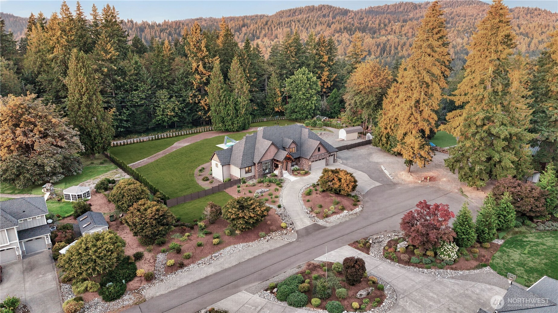 11302 152nd Avenue Southeast Renton, WA 98059 - Photo 4 of 39 Gallery Image 4