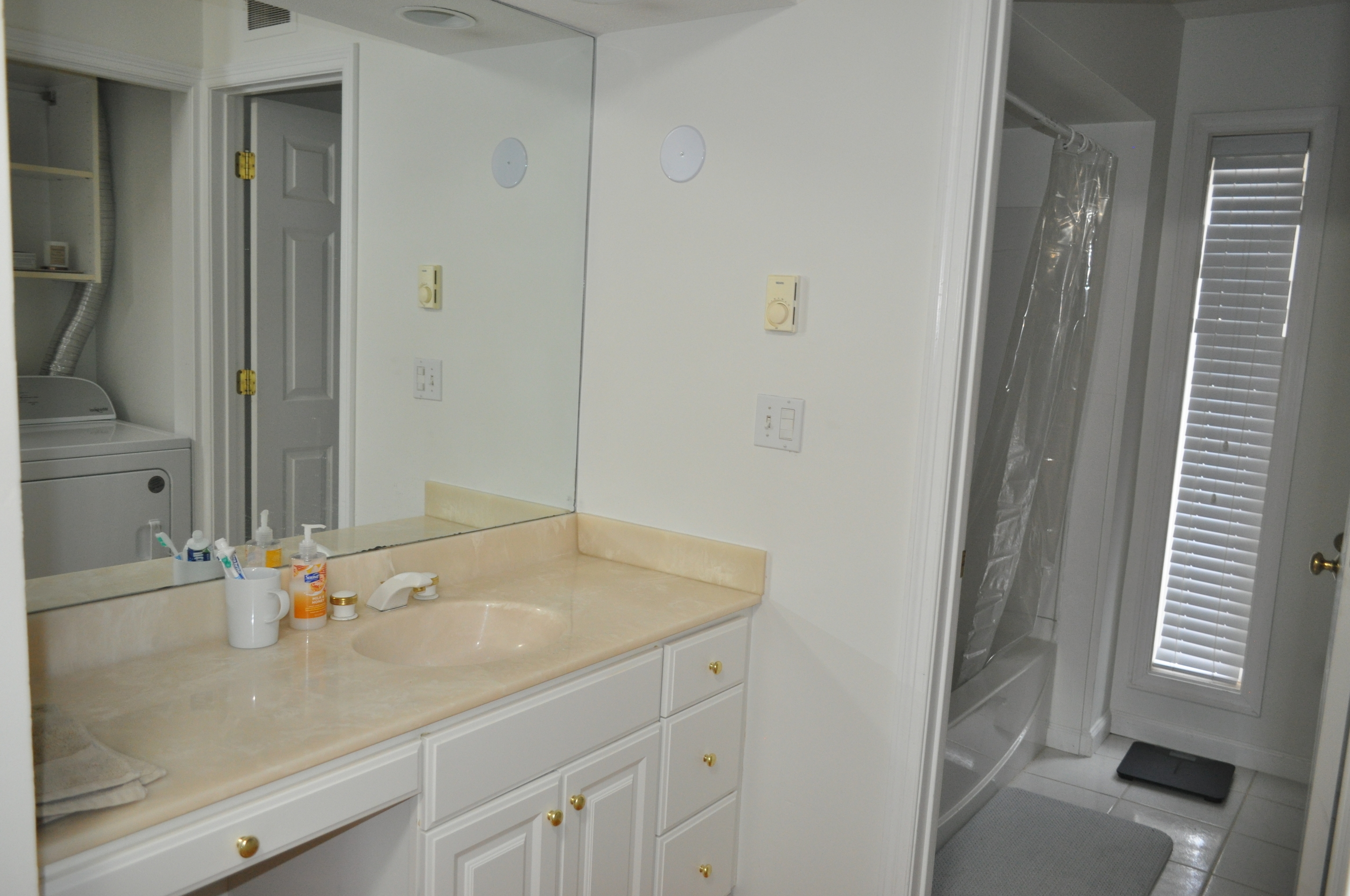 29 Crocus Lane, Unit 29 Avon, CT 06001 - Photo 10 of 13 a bathroom with a sink and a mirror