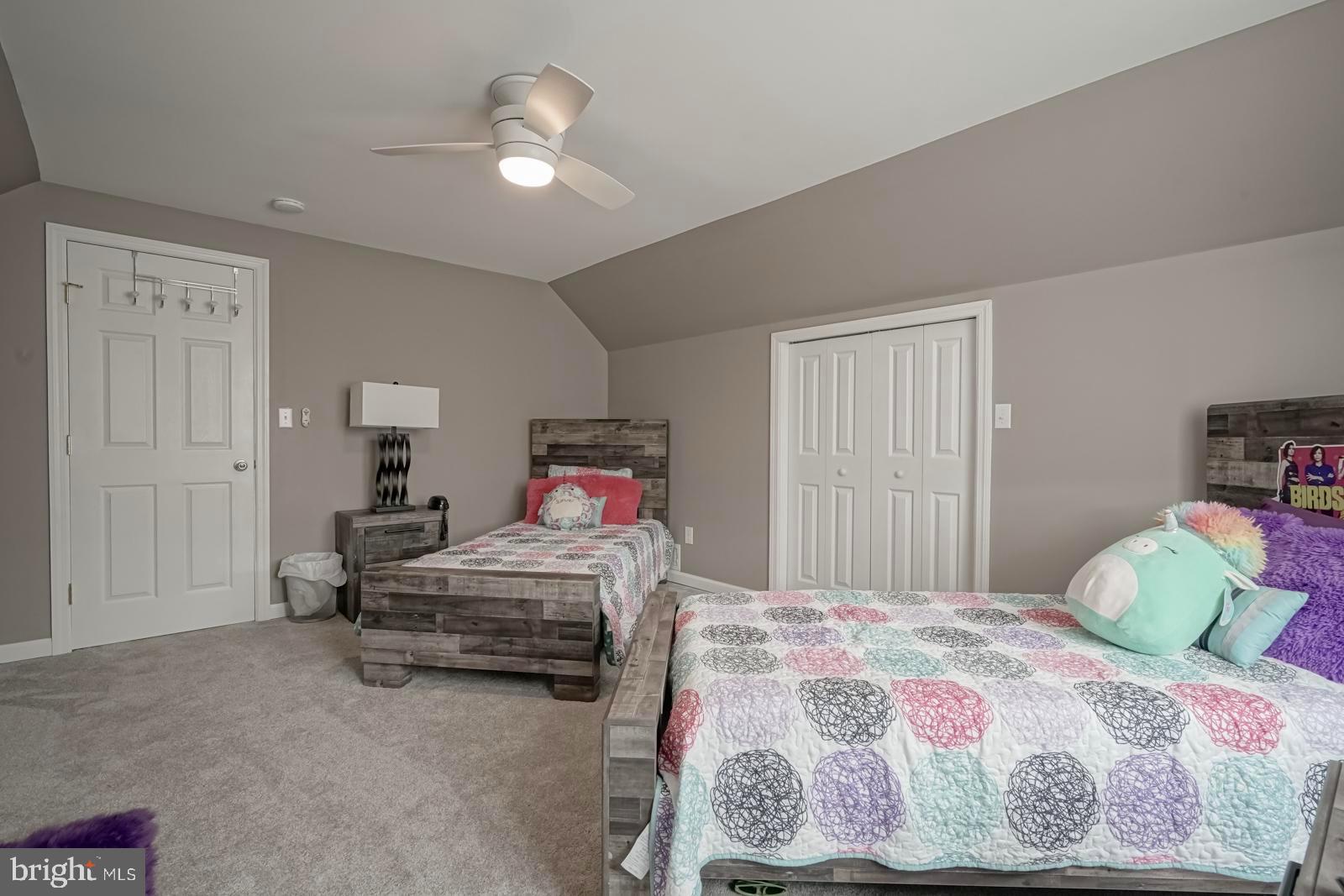 141 Michigan Road Pennsville, NJ 08070 - Photo 42 of 74 Upstairs bedroom 3