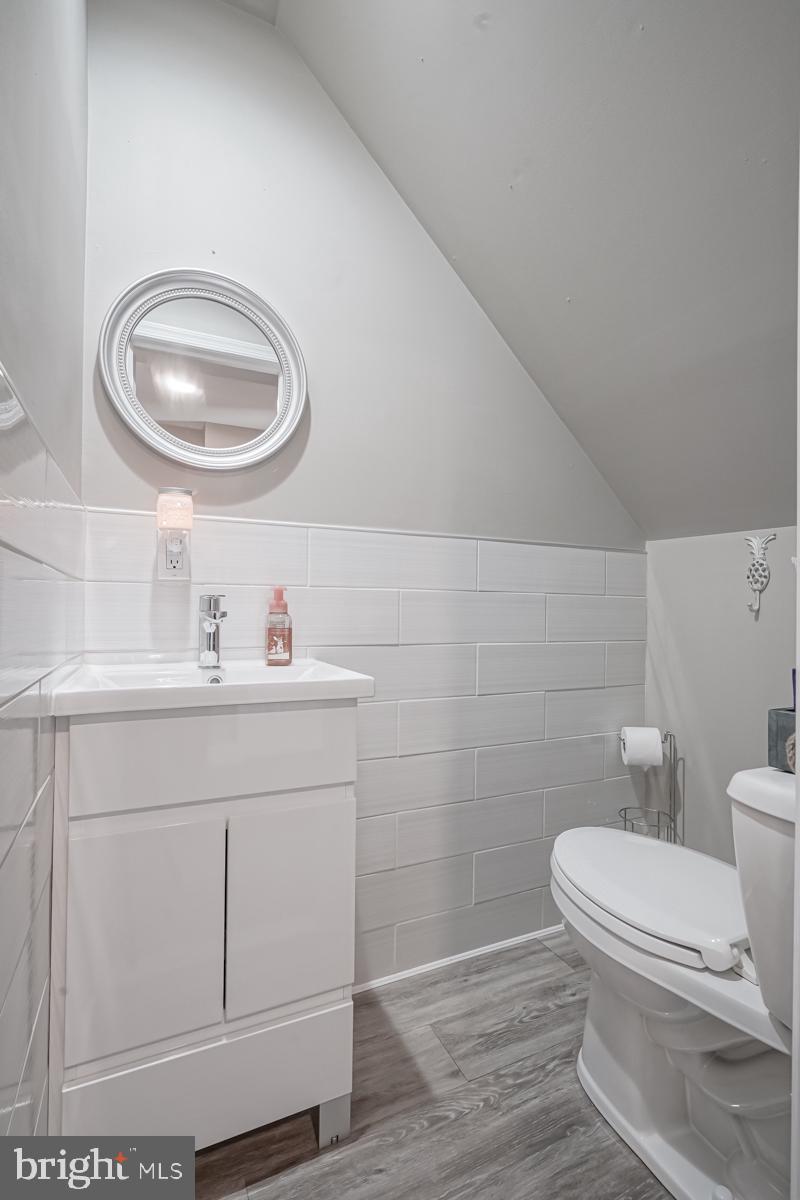 141 Michigan Road Pennsville, NJ 08070 - Photo 48 of 74 Downstairs half bath