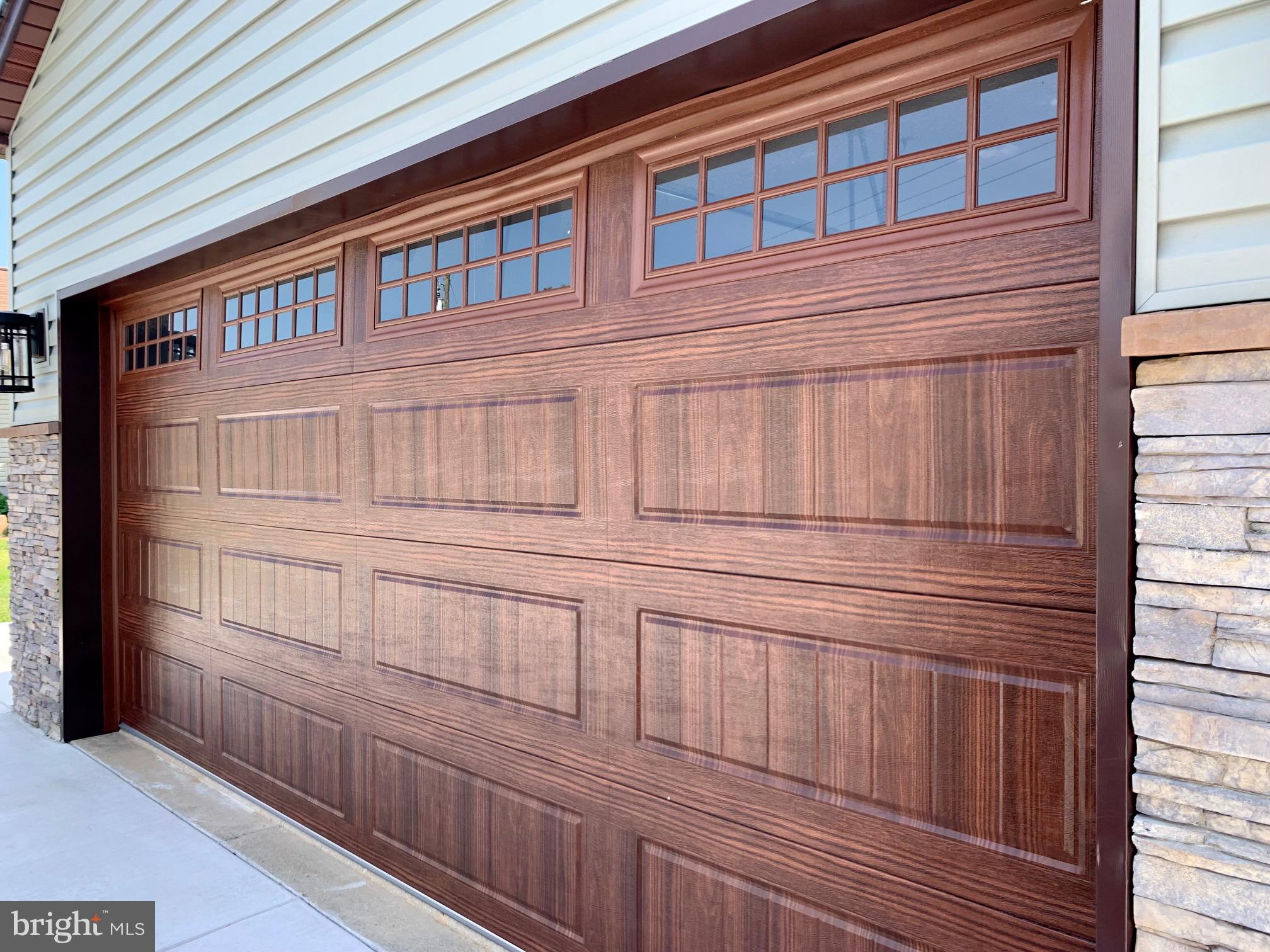 141 Michigan Road Pennsville, NJ 08070 - Photo 52 of 74 Updated garage door