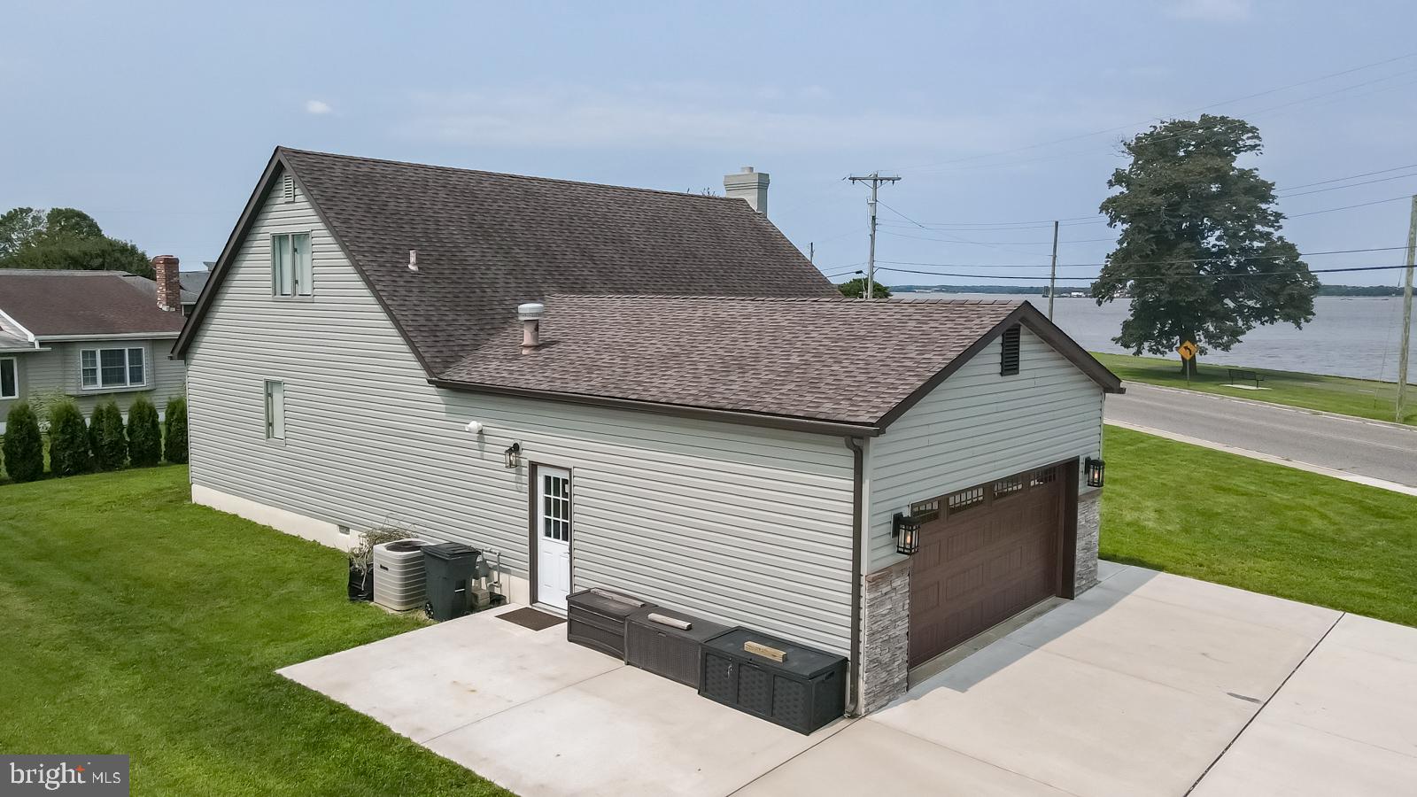 141 Michigan Road Pennsville, NJ 08070 - Photo 54 of 74 Roof only a few years old!