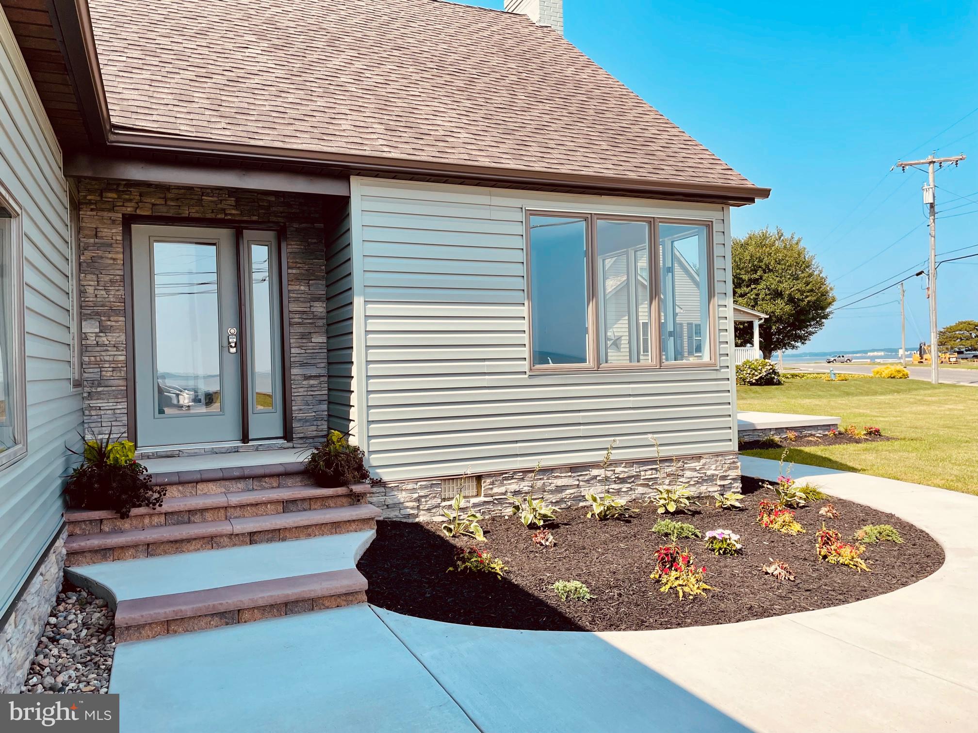 141 Michigan Road Pennsville, NJ 08070 - Photo 74 of 74 Attractive landscaping