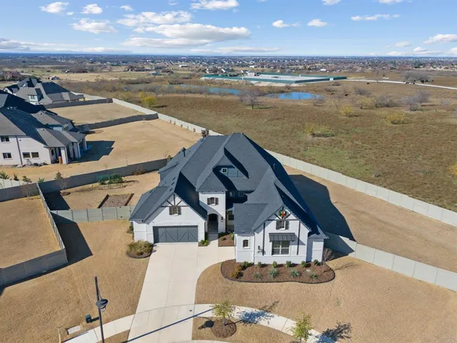 $850,000 | 2029 Gathering Trail, Argyle, TX 76226