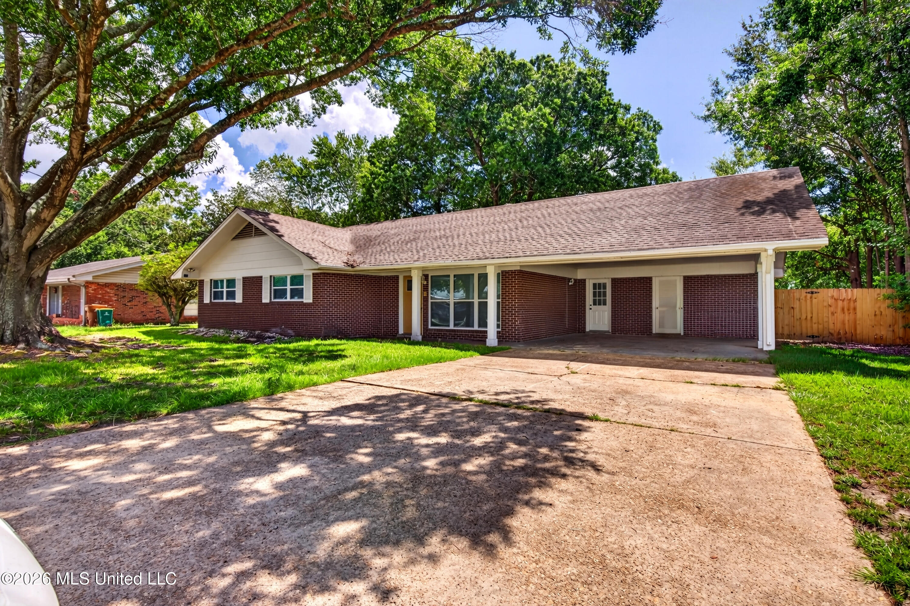 2211PoppsFerryRd-4