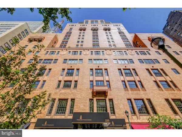 $2,195 | 219-29 South 18th Street, Unit 1416, Philadelphia, PA 19103