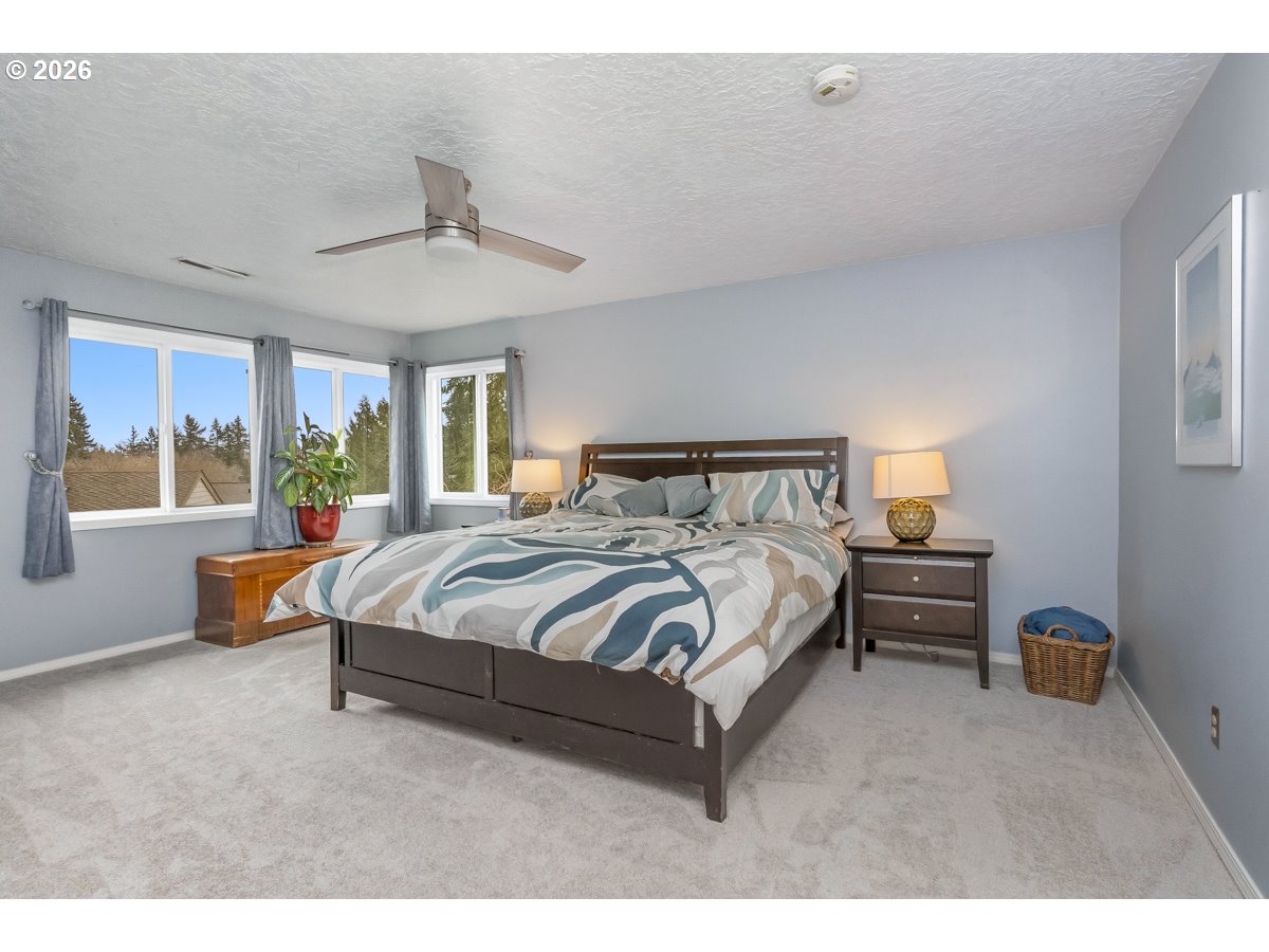 11924 Southwest 34th Avenue Portland, OR 97219 - Photo 17 of 32 Bedroom, Primary