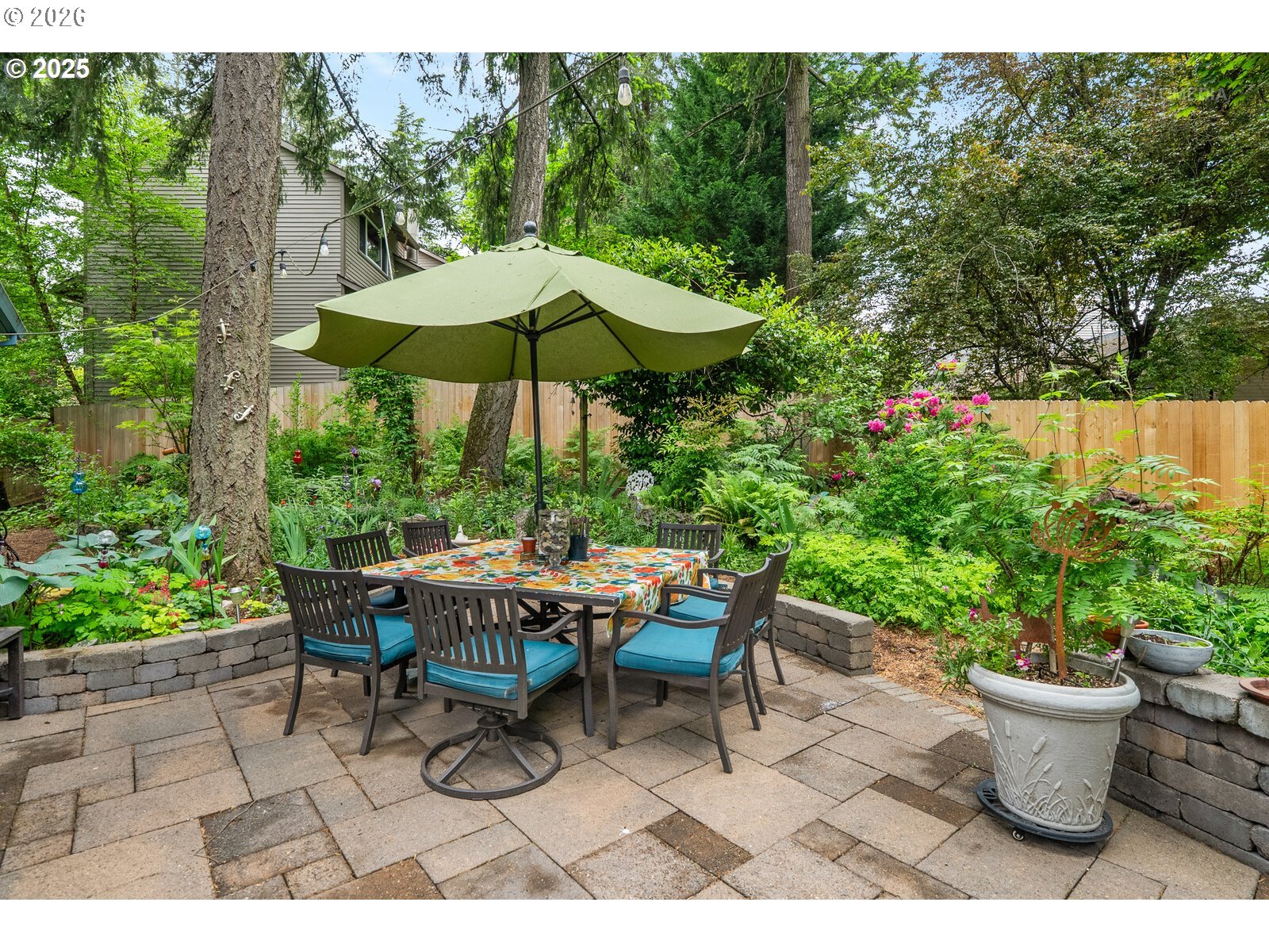 11924 Southwest 34th Avenue Portland, OR 97219 - Photo 30 of 32