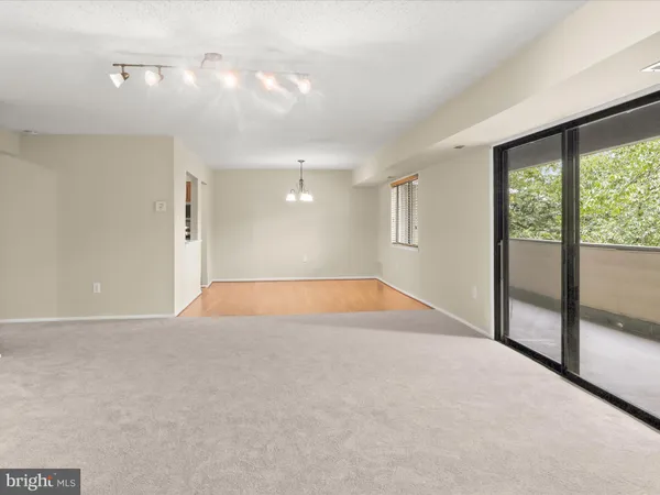 $194,900 | 7 Windblown Court, Unit 201, Baltimore, MD 21209