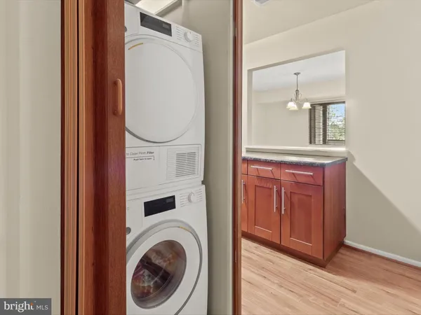 $194,900 | 7 Windblown Court, Unit 201, Baltimore, MD 21209