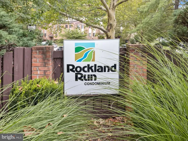 $194,900 | 7 Windblown Court, Unit 201, Baltimore, MD 21209