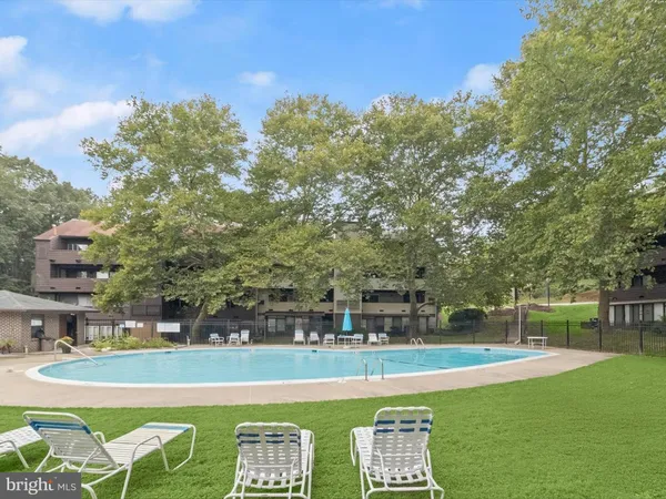 $194,900 | 7 Windblown Court, Unit 201, Baltimore, MD 21209