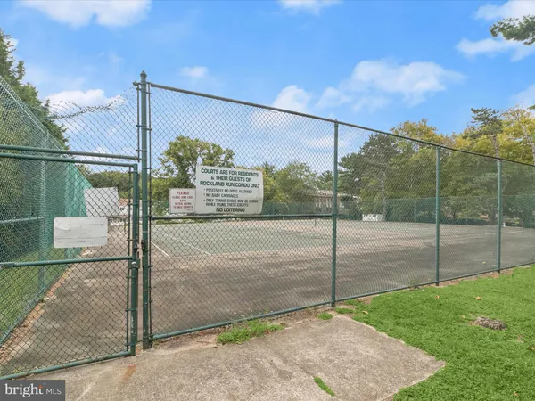 $194,900 | 7 Windblown Court, Unit 201, Baltimore, MD 21209