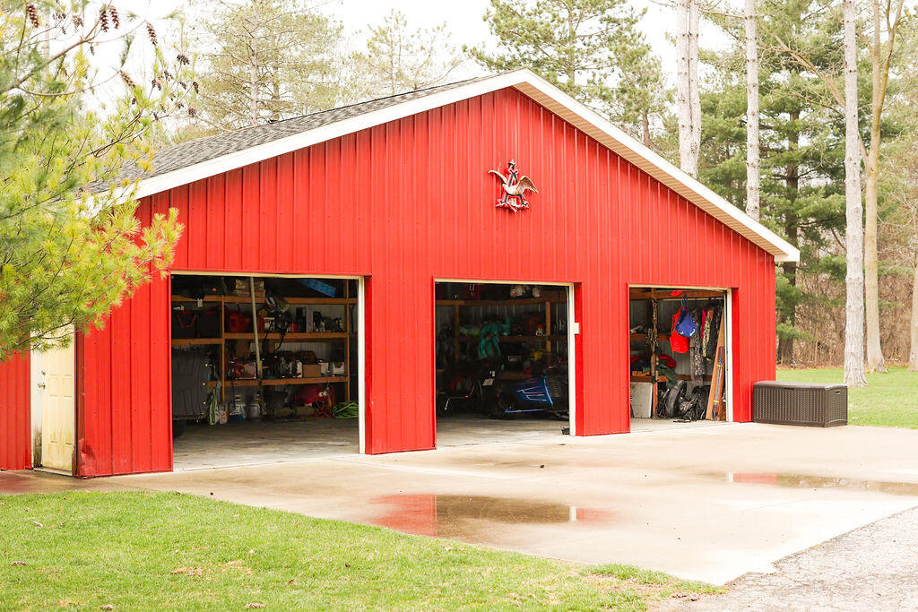 1996 Linco Road Stevensville, MI 49127 - Photo 5 of 65 IB3A7066