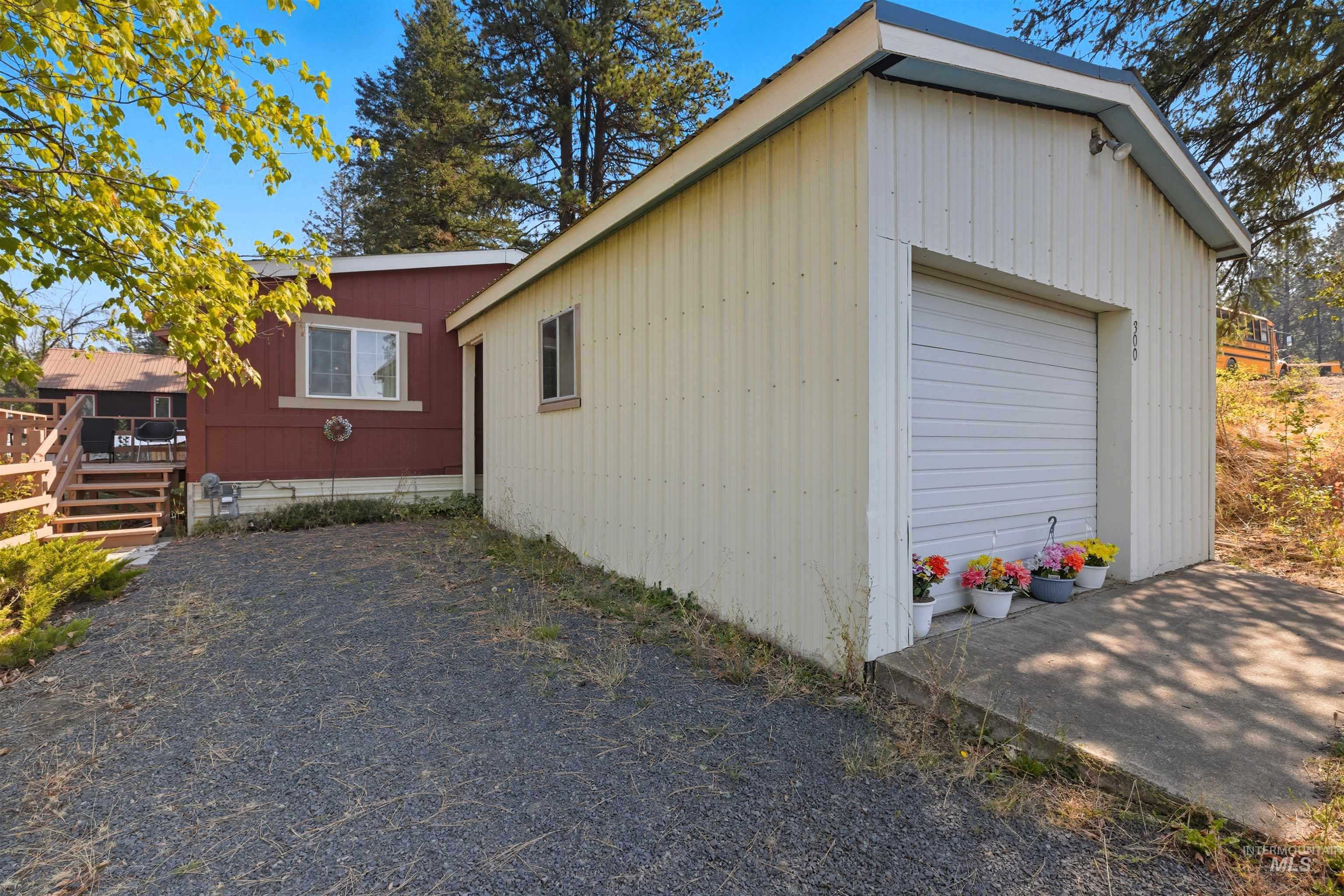 300 Main Street Deary, ID 83823 - Photo 14 of 18 View of garage