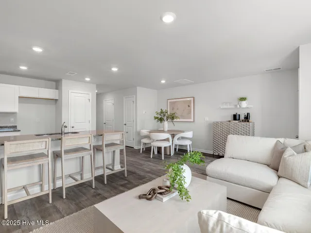 $334,999 | 120 North Grassland Road, Unit 15, Surf City, NC 28445