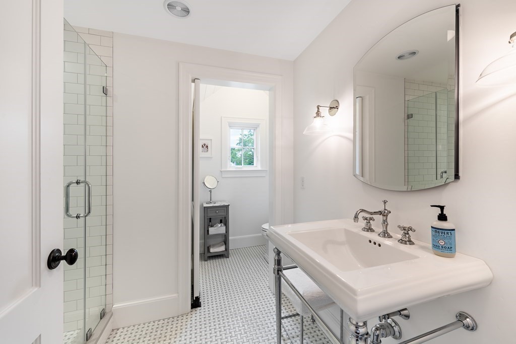 1779 Main Road Westport, MA 02790 - Photo 28 of 42 Gallery Image 28