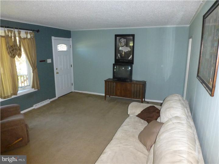 508 River Drive Riverside, NJ 08075 - Photo 2 of 15