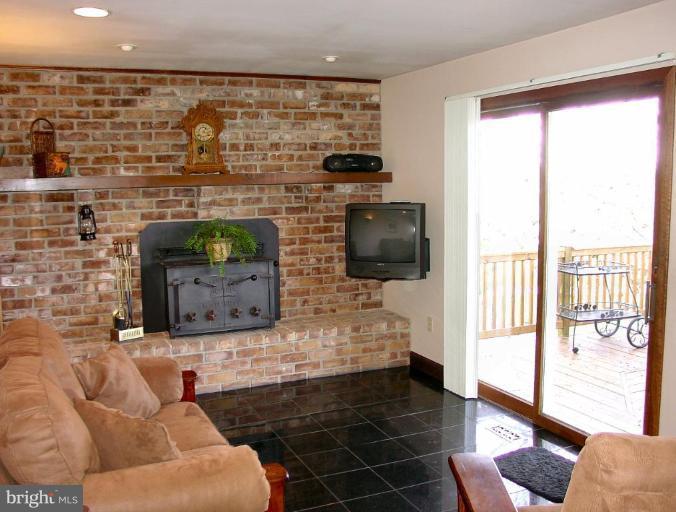 13202 Jesse Smith Road Mount Airy, MD 21771 - Photo 7 of 17 Family Room #2