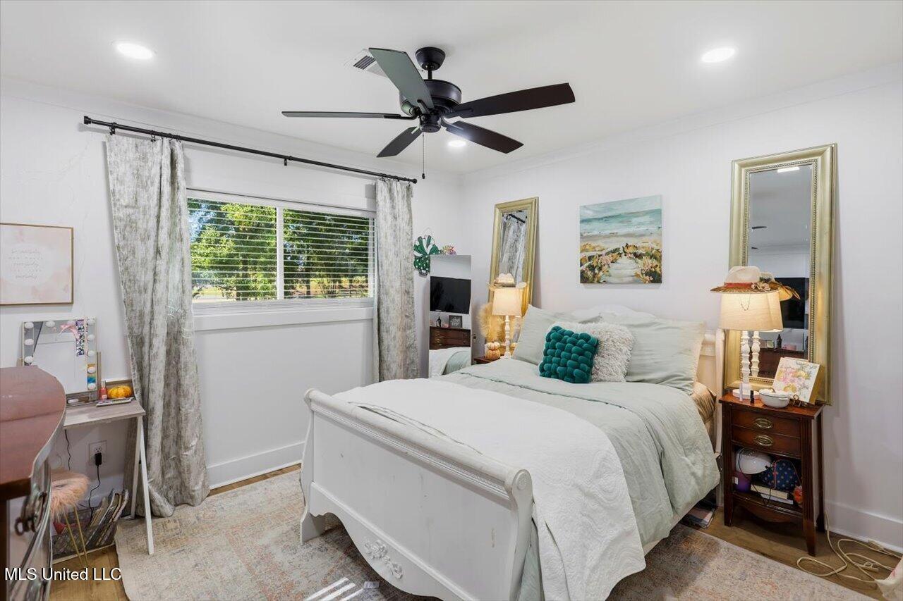 2701 Highway 80 Brandon, MS 39042 - Photo 27 of 36 Bedroom 3