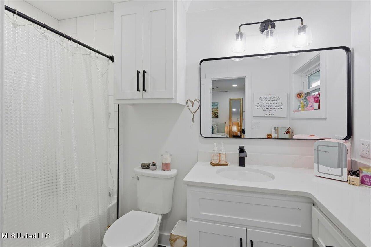 2701 Highway 80 Brandon, MS 39042 - Photo 28 of 36 Bath 3