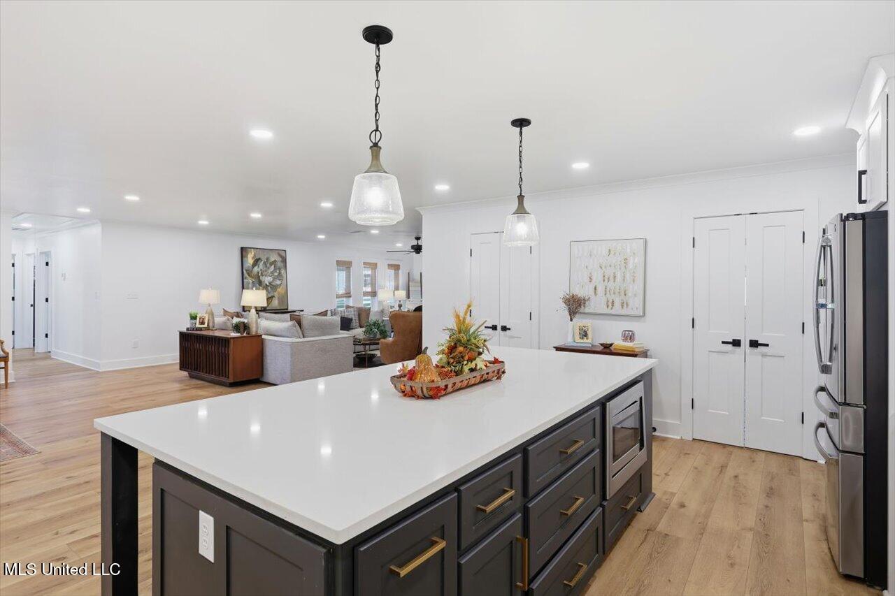 2701 Highway 80 Brandon, MS 39042 - Photo 10 of 36 Kitchen