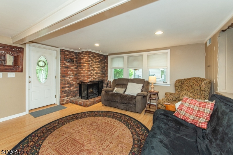 2 Red Mine Road Wanaque, NJ 07465 - Photo 7 of 28