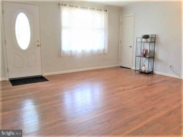 608 Fairmount Road Linthicum, MD 21090 - Photo 3 of 35 Spacious Living Room featuring hardwood floors!
