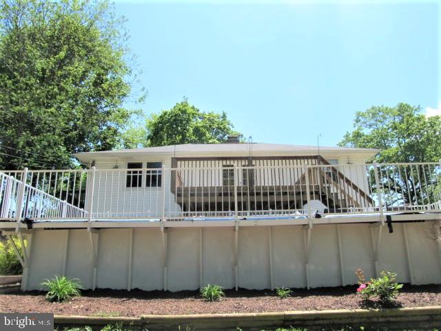 608 Fairmount Road Linthicum, MD 21090 - Photo 27 of 35