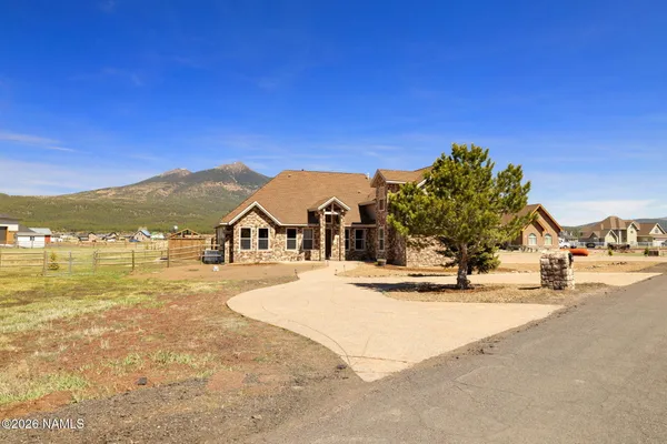$1,550,000 | 7750 West Suzette Lane, Flagstaff, AZ 86001