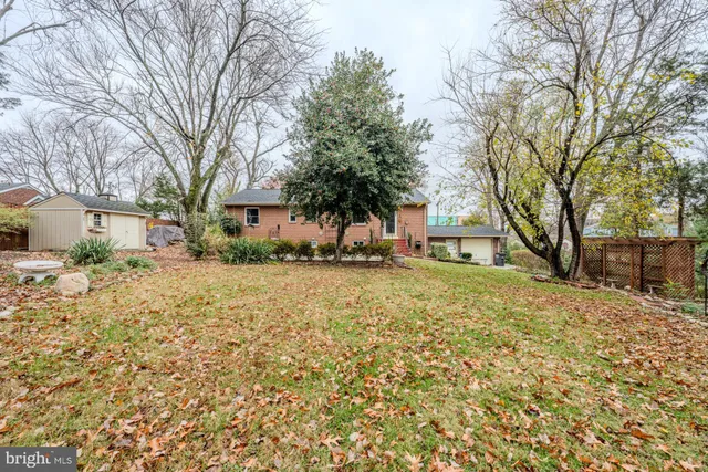 $650,000 | 1329 Devils Reach Road, Woodbridge, VA 22192