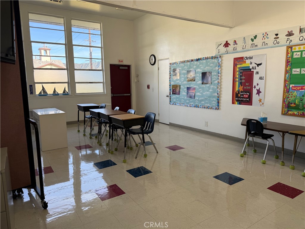 405 South Azusa Avenue Azusa, CA 91702 - Photo 56 of 70 a view of a livingroom with furniture and a table