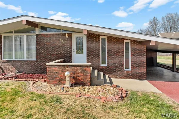 $185,000 | 595 West 4th Street, Trenton, IL 62293