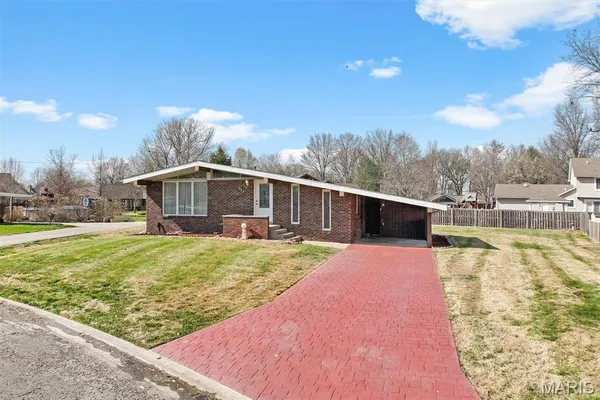 $185,000 | 595 West 4th Street, Trenton, IL 62293